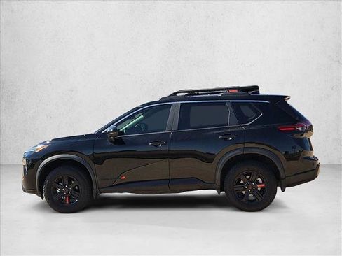 Used 2025 Nissan Rogue SV w/ Rock Creek Premium Package AWD/4WD image 9