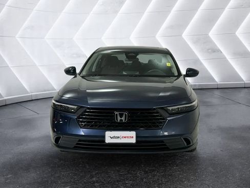 Used 2023 Honda Accord EX image 2