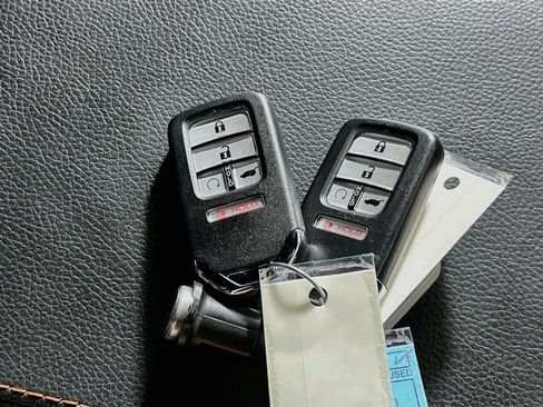 Used 2025 Honda Passport TrailSport image 36