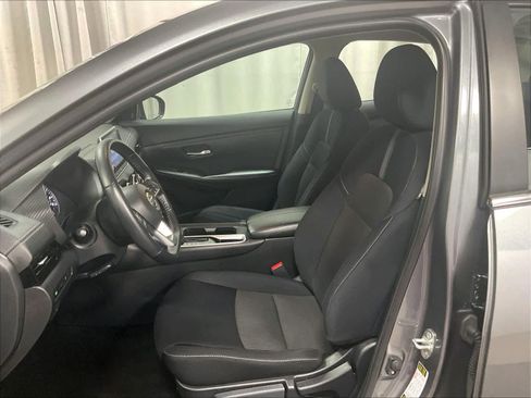 Used 2022 Nissan Sentra SV w/ Trunk Package image 10