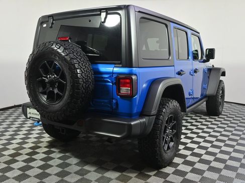 Used 2024 Jeep Wrangler Unlimited AWD/4WD image 6