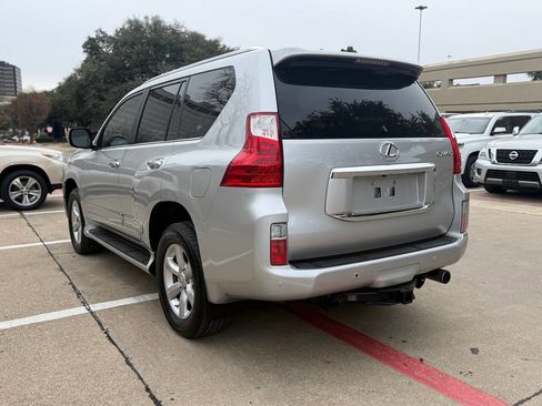 Used 2012 Lexus GX 460 image 4
