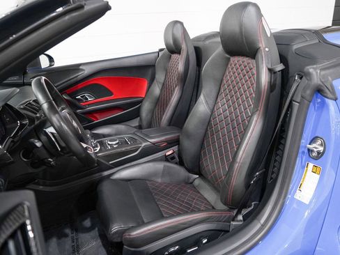 Used 2020 Audi R8 V10 performance image 10