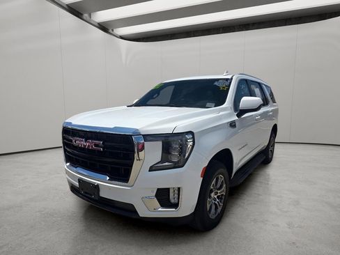 Used 2022 GMC Yukon SLE w/ Gmc Pro Safety Plus Package AWD/4WD image 2