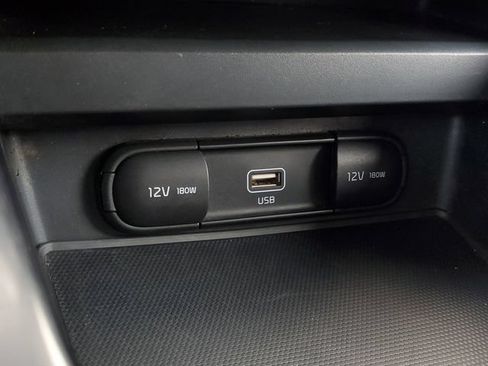 Used 2022 Kia Soul LX w/ Technology Package FWD image 29