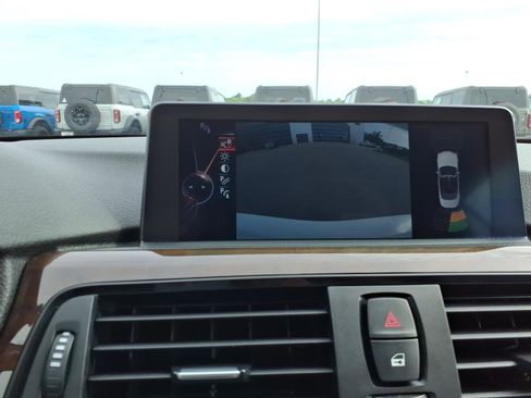 Used 2014 BMW 435i Convertible RWD image 21