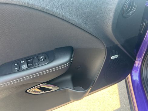 Used 2023 Dodge Challenger SRT Hellcat RWD image 6