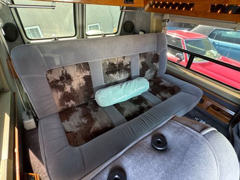 Used 1995 GMC G2500 Vandura RWD image 11