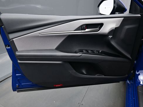 Used 2026 Toyota Camry SE image 10