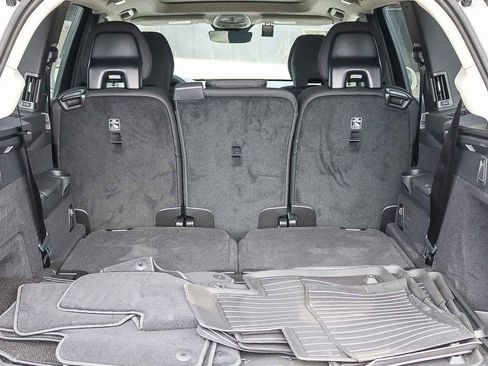 Used 2025 Volvo XC90 B6 Core w/ Protection Package Premier AWD/4WD image 12