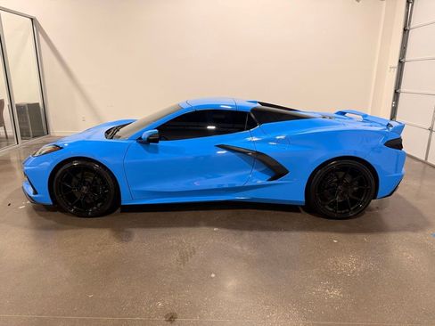 Used 2021 Chevrolet Corvette Stingray Preferred Conv w/ Z51 Performance Package RWD image 8