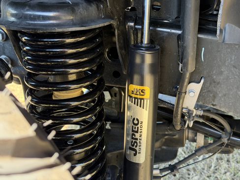 Used 2024 Jeep Wrangler Sahara w/ Safety Group image 15