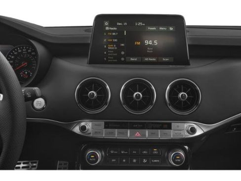 Used 2020 Kia Stinger GT-Line w/ Sun & Sound Package AWD/4WD image 13