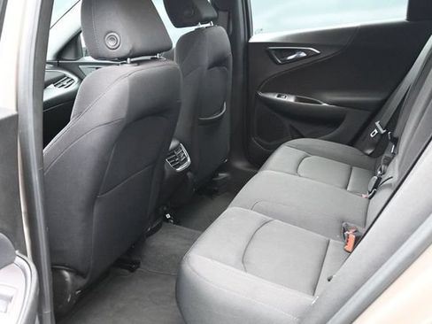 Used 2024 Chevrolet Malibu LT FWD image 19