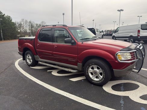 Used 2001 Ford Explorer Sport Trac 4x4 image 10