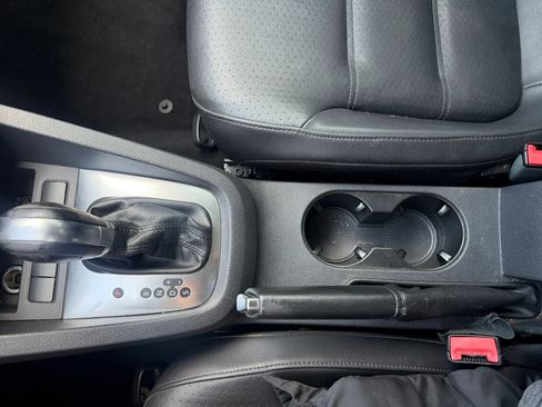 Used 2013 Volkswagen Jetta SE FWD image 19
