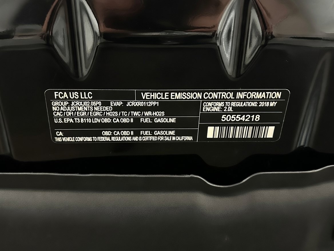 Used 2018 Alfa Romeo Stelvio AWD image 18