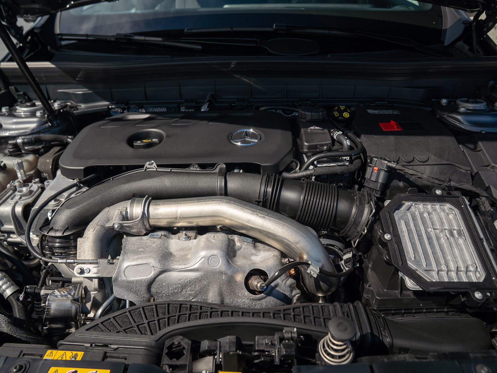 Certified 2026 Mercedes-Benz GLB 250 4MATIC image 30