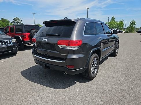 Used 2019 Jeep Grand Cherokee Limited w/ Trailer Tow Group IV image 7