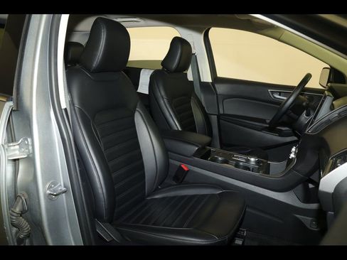 Used 2024 Ford Edge SEL image 28