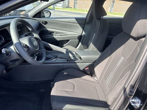 New 2026 Hyundai Elantra SEL Sport Premium FWD image 11