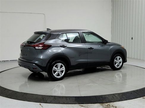 New 2025 Nissan Kicks Play S image 7