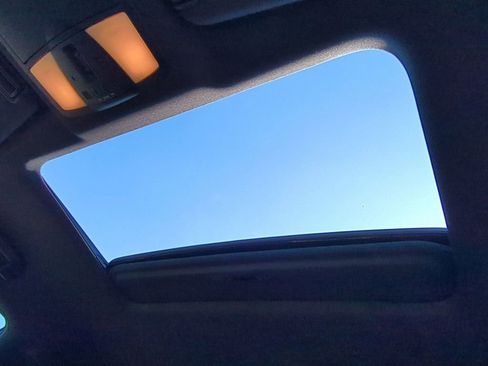 Used 2018 Nissan Armada Platinum w/ Captain Seat Package image 21