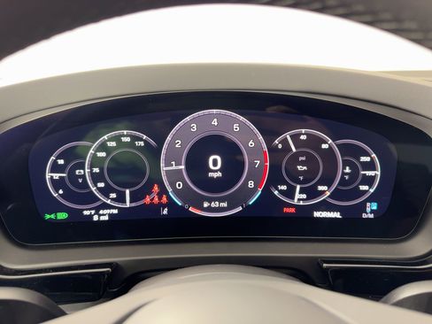 Certified 2026 Porsche Cayenne Coupe image 20