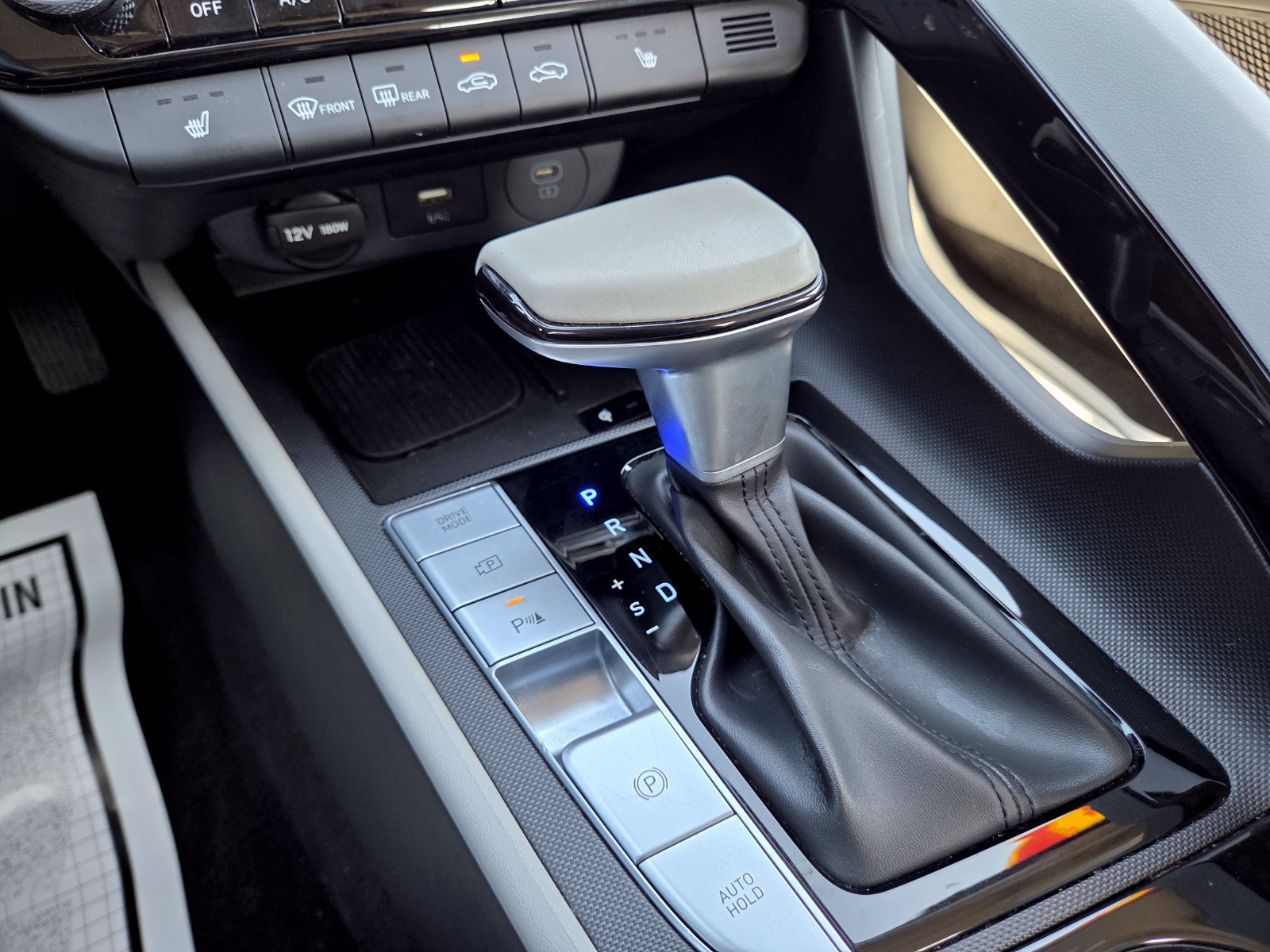 Used 2024 Hyundai Elantra Limited FWD image 35