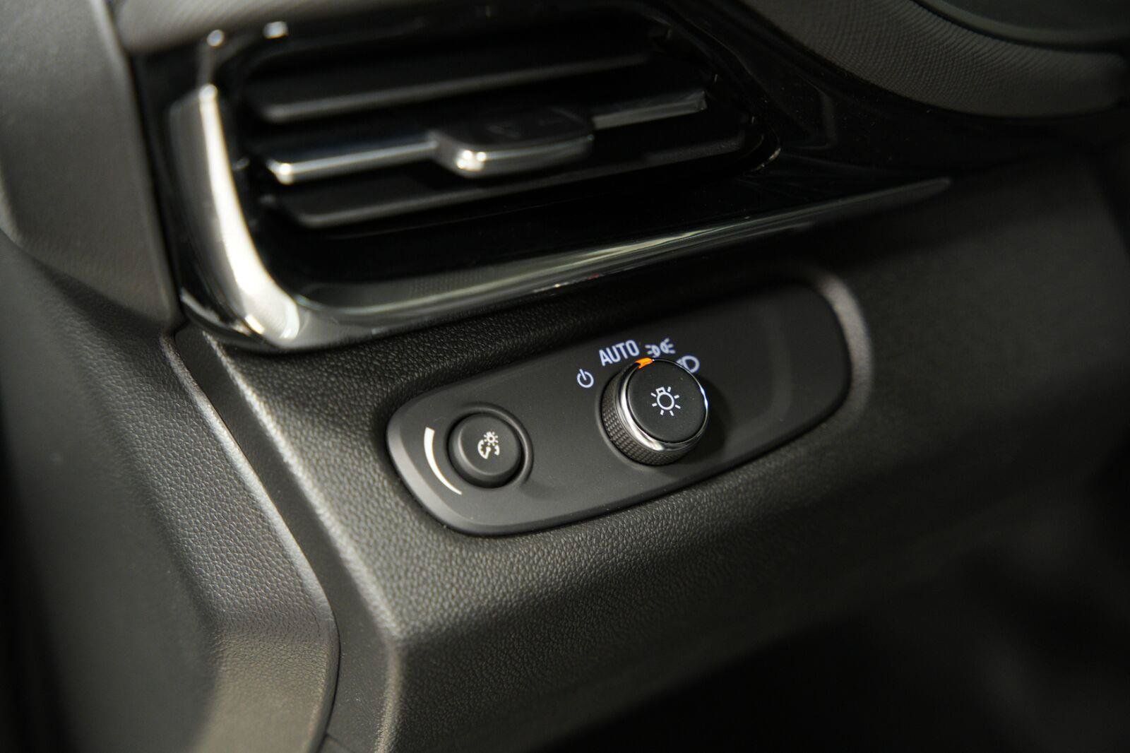 New 2026 Buick Envista Sport Touring w/ Convenience I Package FWD image 38