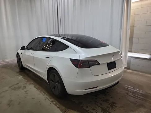 Used 2023 Tesla Model 3 Standard Range RWD image 3