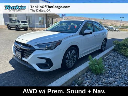 Used 2025 Subaru Legacy Limited AWD/4WD image 8