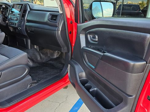 Used 2023 Nissan Titan S w/ S Utility Package image 25