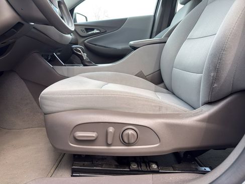 Used 2024 Chevrolet Malibu LT image 12