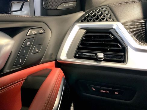 Used 2026 BMW X6 M60i image 34