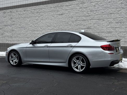 Used 2016 BMW 550i xDrive Sedan image 2