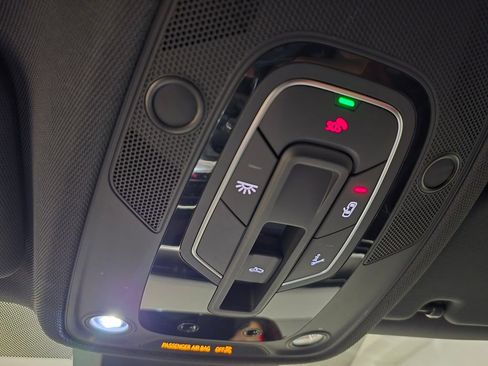 Used 2022 Audi S7 Prestige w/ Prestige Package image 28