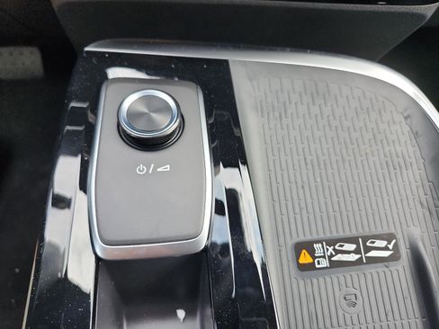 New 2025 Buick Enclave Preferred w/ Power Package image 15