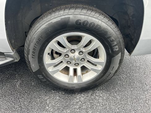 Used 2020 Chevrolet Tahoe LT image 39