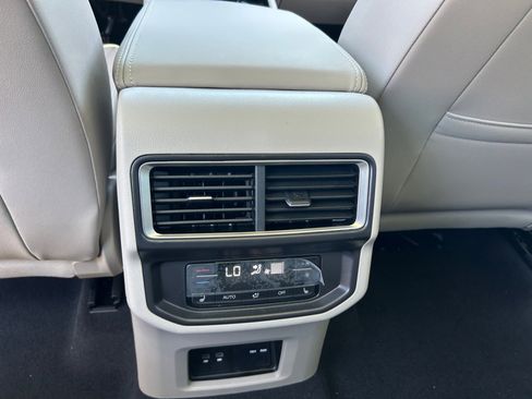 New 2026 Volkswagen Atlas SEL Premium R-Line AWD/4WD image 31