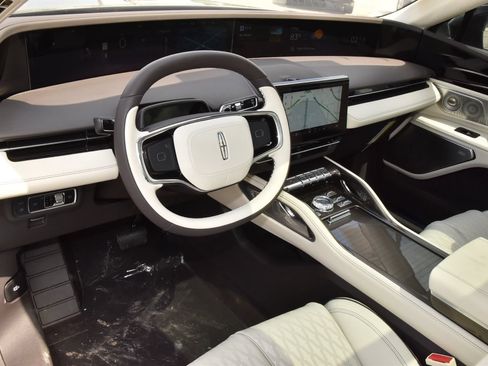 New 2026 Lincoln Nautilus Black Label AWD/4WD image 42