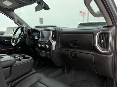 Used 2022 GMC Sierra 1500 SLT image 17