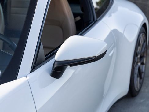Certified 2020 Porsche 911 Carrera S w/ Premium Package RWD image 17