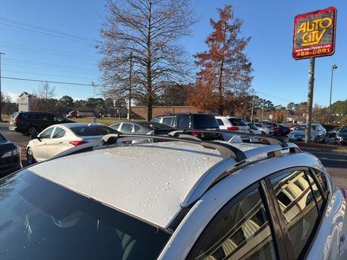 Used 2017 Subaru Impreza 2.0i Premium w/ BSD & Rcta/SRF/Eyesight image 13