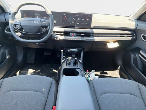 New 2026 Kia K4 FWD image 12