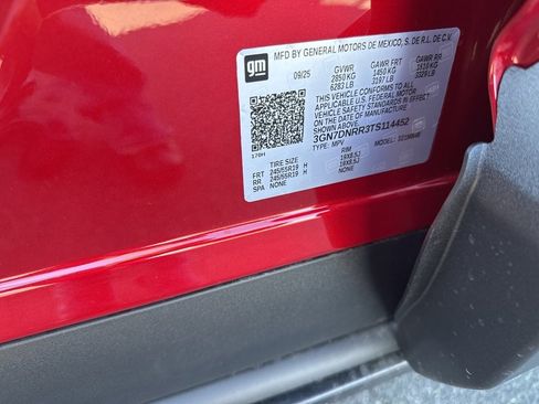 New 2026 Chevrolet Equinox EV LT image 34