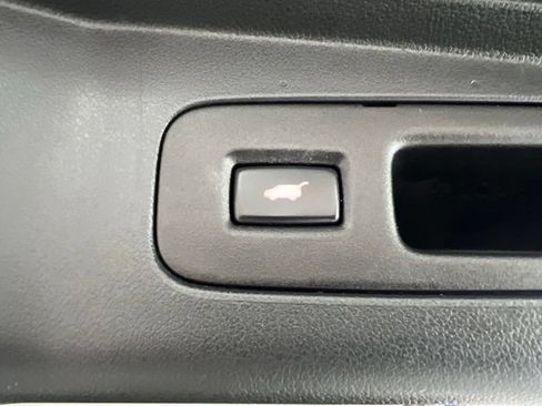 Used 2015 Honda CR-V Touring image 9