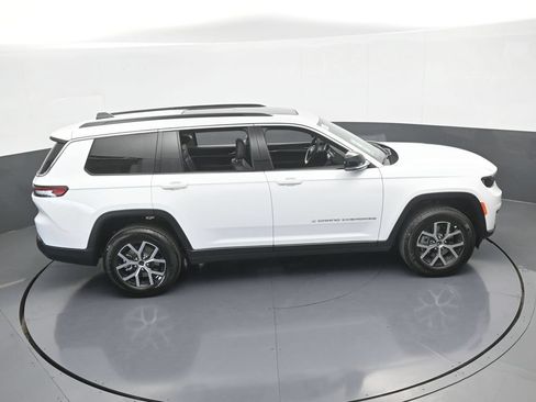 Used 2025 Jeep Grand Cherokee L Limited RWD image 49