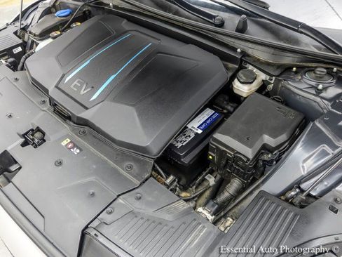 Used 2023 Hyundai Ioniq 5 Limited w/ Cargo Package image 35