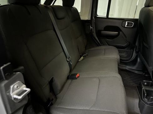 Used 2021 Jeep Wrangler Unlimited Sport image 26